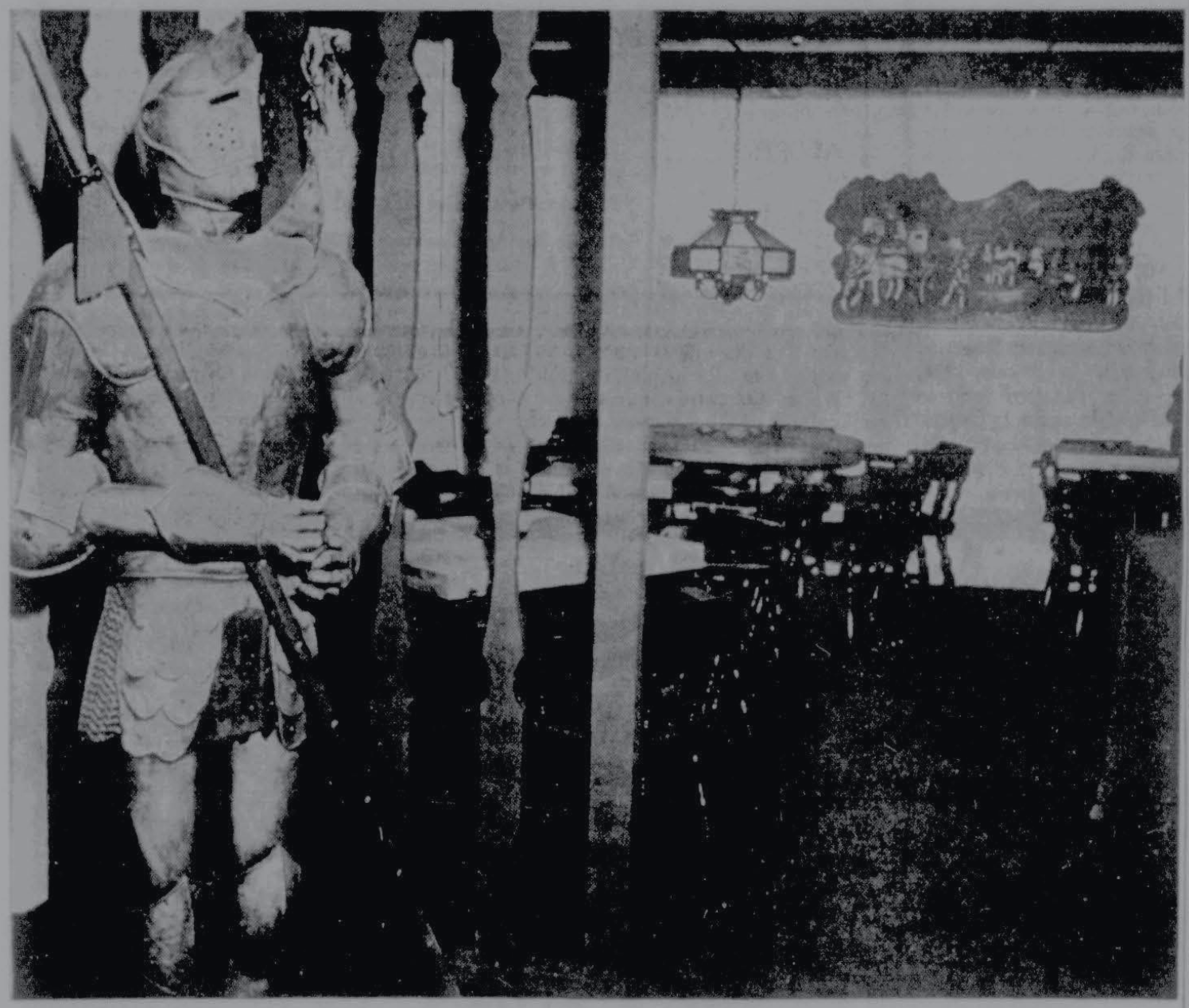 Suit of armor Rathskellar.png